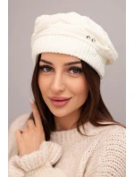 Dámská zimní vlněná čepice se zdobnými krystaly K399 ecru