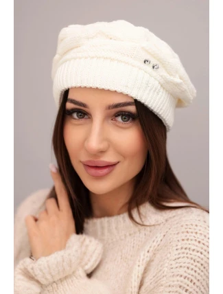 Dámská zimní vlněná čepice se zdobnými krystaly K399 ecru
