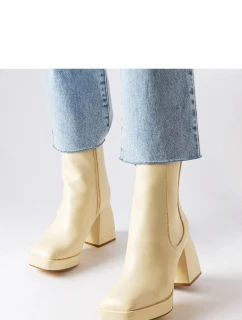 Boty na podpatku model 207760 Solea