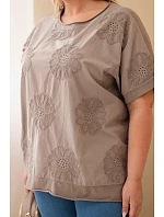 Dámská bavlněná halenka Plus Size s vyšívanými květinami fango Dámská bavlněná halenka Plus Size s vyšívanými květinami fango