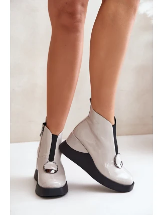 Lakovane Boty Na Klínu Zateplené D&A MR880-136 Světle šedé Lakovane Boty Na Klínu Zateplené D&A MR880-136 Světle šedé