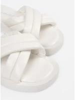 Trendy bílé  nazouváky dámské platforma