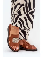 Dámské Pantofle Na Klínu Eko Kůže S Ozdobou Hnědé Sarela