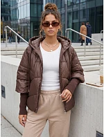Krátká dámská prošívaná bunda s kapucí, hnědá, FashionStreet TY5766 Krátká dámská prošívaná bunda s kapucí, hnědá, FashionStreet TY5766