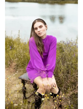 K078 Šaty s nabíraným páskem - levandulová