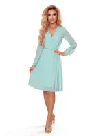 313-12 ISABELLE Plisované šaty s výstřihem a dlouhými rukávy - MINT
