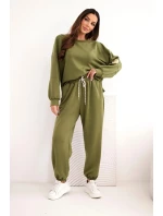 Dámský máslový komplet s volnou mikinou a kalhotami s nápisem LOVE olivový