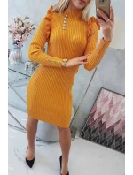 Přiléhavé svetrové šaty s knoflíky hořčicové barvy