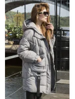 Šedá dámská péřová bunda s ozdobnými páskami (AG2-J85)