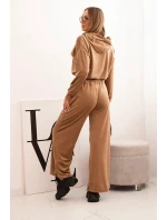 Dámská souprava z vlny s širokými nohavicemi a mikinou s kapucí camelový