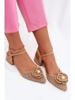 Dámské sandály na klínku s ozdobným detailem tmavě béžové Vionessa