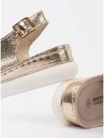 Zajímavé dámské  sandály zlaté platforma