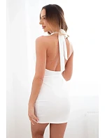 Dámské zavinovací šaty s nařasením a ozdobnou sponou bílá Dámské zavinovací šaty s nařasením a ozdobnou sponou bílá