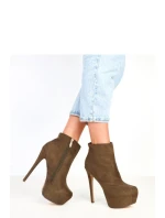 Boty na podpatku model 217915 Solea Boty na podpatku model 217915 Solea