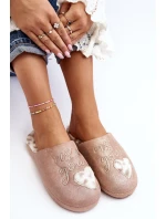 Růžové dámské lesklé pantofle Geraja Růžové dámské lesklé pantofle Geraja