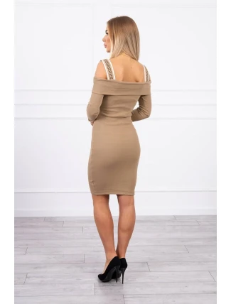 Velbloudí šaty se širokými ramínky Velbloudí šaty se širokými ramínky