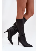 Dámské nazouvací zateplené kozačky na podpatku černé olivové