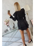 Šaty se svislými volány černé Šaty se svislými volány černé