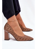Dámské Lodičky Na Podpatku S Dekorativním Vytlačením Vinceza 62254 Hnědé
