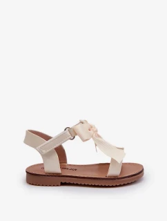 Lakované dětské sandály s mašličkou na suchý zip, světle béžová Joratia