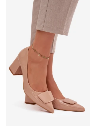 Lakované lodičky na sloupku s ozdobou Nude Isoline