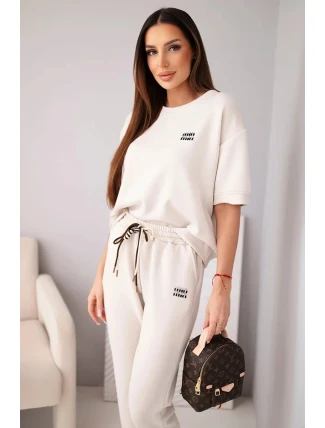 Dámský komplet viskózový máslový s krátkým rukávem a kalhotami s ohrnutým lemem béžový