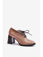 Dámské lakované polobotky na podpatku béžové Nelione Dámské lakované polobotky na podpatku béžové Nelione