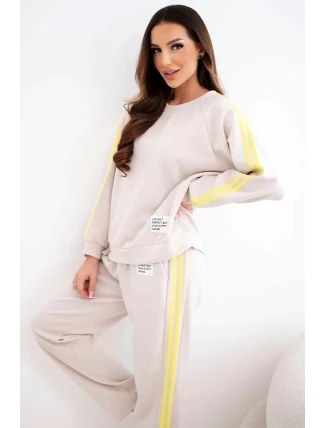 Dámská tepláková souprava Masełko s lampasy a volnou mikinou béžová
