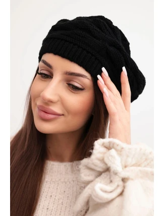 Dámská zimní čepice z vlny s ozdobným pletením a kamínky K397 černá
