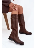 Dámské kozačky na ploché podrážce s ozdobným detailem hnědé Arvessa Dámské kozačky na ploché podrážce s ozdobným detailem hnědé Arvessa