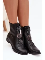 Zateplené dámské kotníkové boty na ploché podrážce s ozdobnými květinami černé Pravienne