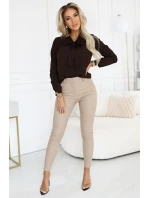 140-29 Služební halenka s dlouhým rukávem a zavazováním vpředu - čokoládová 140-29 Služební halenka s dlouhým rukávem a zavazováním vpředu - čokoládová