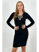 Pletené šaty s výstřihem černý