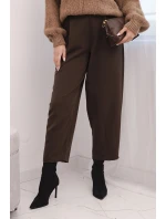 Dámské kalhoty s vysokým páskem a záhyby hnědé