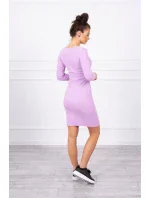 Přiléhavé šaty s výstřihem fialové barvy Přiléhavé šaty s výstřihem fialové barvy