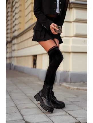 Bavlněné ponožky s úzkou krajkou 0934.000 Bavlněné ponožky s úzkou krajkou 0934.000