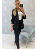 Elegantní souprava saka a kalhot černé barvy Elegantní souprava saka a kalhot černé barvy