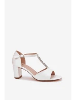 Dámské Sandály Na Podpatku S Dekorativním Páskem Eko Kůže Bílé Triavera