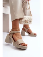 Zazoo 40386 Dámské kožené sandály na podpatku Beige