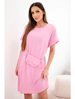 Dámské šaty s krátkým rukávem a kabelkou na řetízku bonbónově růžová Dámské šaty s krátkým rukávem a kabelkou na řetízku bonbónově růžová