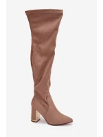 Dámské kozačky z eko-semiše nad kolena na sloupku – tmavě béžové Thamine Dámské kozačky z eko-semiše nad kolena na sloupku – tmavě béžové Thamine