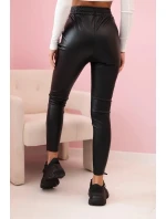 Dámské kalhoty z eko kůže s vázáním a rozparkem na nohavici černé