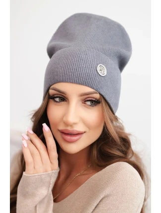 Dámská čepice z modalu a viskózy s ozdobným knoflíkem tmavě šedá