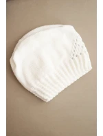 Dámská zimní čepice z vlny s ozdobným pletením a kamínky K449 bílá