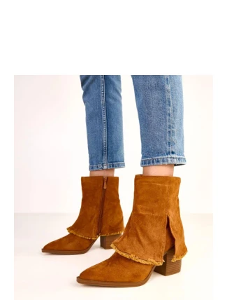 Boty na podpatku  model 220270 Solea