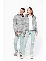 Kariban K 6110 Lehká pánská prošívaná bunda s kapucí 20.6110 black Kariban K 6110 Lehká pánská prošívaná bunda s kapucí 20.6110 black