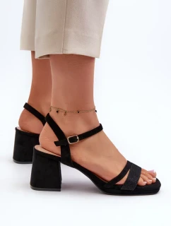 Dámské sandály na vysokém podpatku s lesklým páskem černá Tessata