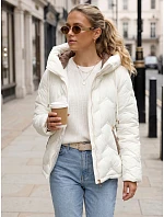 Dámská prošívaná bunda s kapucí v barvě ecru, FashionStreet TY5942 Dámská prošívaná bunda s kapucí v barvě ecru, FashionStreet TY5942