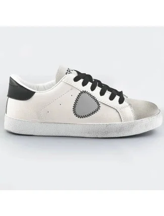 Bílo-černé dámské tenisky trampky z různých spojených materiálů (1088) Bílo-černé dámské tenisky trampky z různých spojených materiálů (1088)