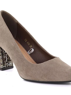 Dámské semišové lodičky na jehlovém podpatku světle hnědé Sergio Leone PB414